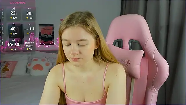 Snapshot of EvaRaee chatting on March 2026 03:24:01 AM EvaRaee online show from March 2026 03:24:01 AM