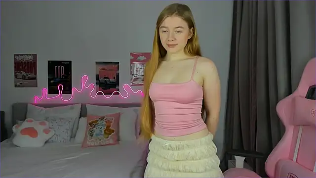 Snapshot of EvaRaee chatting on March 2026 03:36:01 AM EvaRaee online show from March 2026 03:36:01 AM