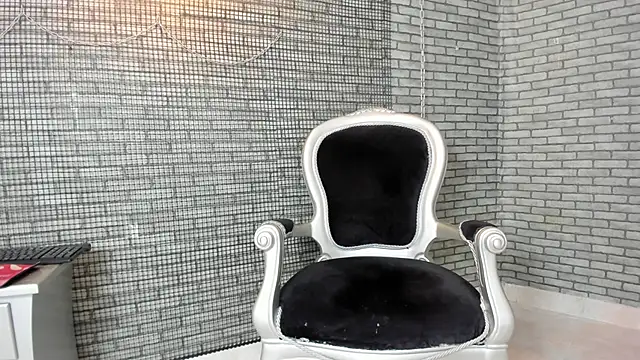 Snapshot of hillary_bigbutt chatting on March 2026 03:34:02 AM hillary bigbutt online show from March 2026 03:34:02 AM