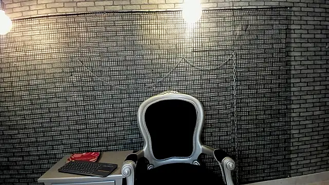 Snapshot of hillary_bigbutt chatting on March 2026 03:45:02 AM hillary bigbutt online show from March 2026 03:45:02 AM