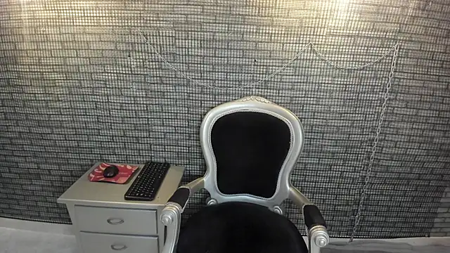 Snapshot of hillary_bigbutt chatting on April 2026 03:48:01 AM hillary bigbutt online show from April 2026 03:48:01 AM