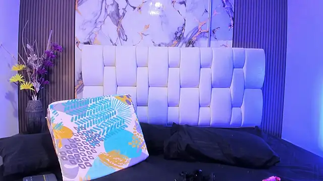 Snapshot of alisstarr chatting on April 2026 11:41:02 AM alisstarr online show from April 2026 11:41:02 AM