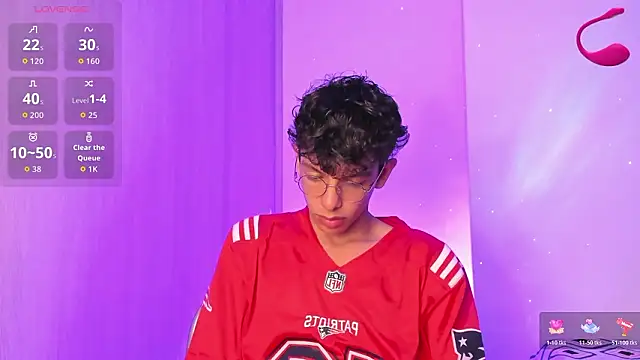 Maxfrost1 online show from March 2026 01:29:02 AM