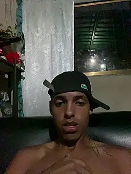 Snapshot of Alee_2005 chatting on February 2026 05:27:01 AM Alee 2005 online show from February 2026 05:27:01 AM