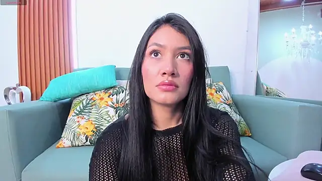 Violett Rosse  online show from March 2026 02:56:02 PM