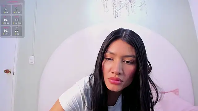 Violett Rosse  online show from March 2026 04:13:02 PM