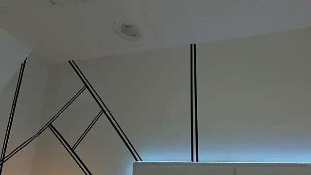 evangeline valencia online show from March 2026 04:18:02 PM