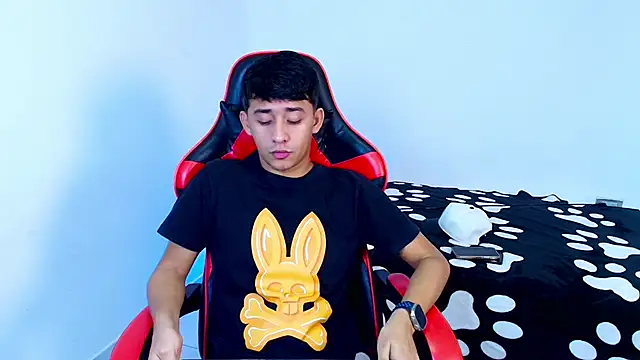 Sam hotxx online show from February 2026 07:10:01 PM