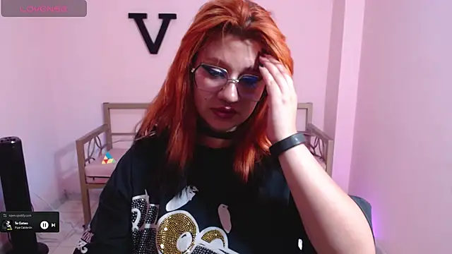 Snapshot of _carlotta_x chatting on May 2026 10:37:02 PM carlotta x online show from May 2026 10:37:02 PM