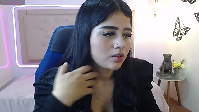 mila quin online show from April 2026 07:52:01 PM