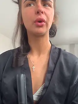 Amberbanxx online show from May 2026 10:45:01 AM