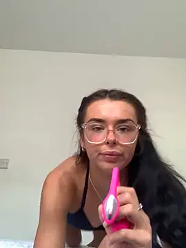 Amberbanxx online show from May 2026 07:20:02 PM