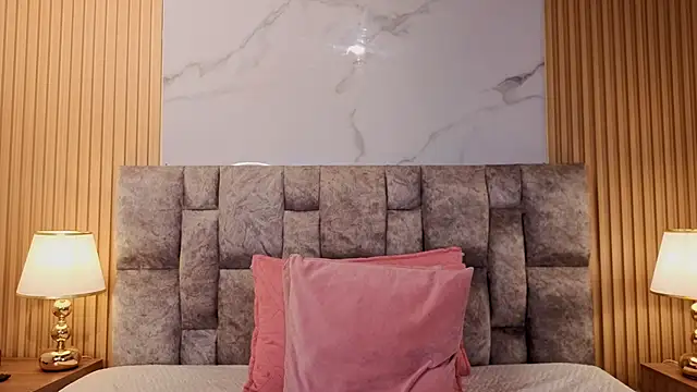 lady dark  online show from March 2026 08:04:01 PM