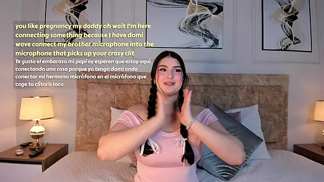 Snapshot of zoe_moon__ chatting on April 2026 02:14:01 PM zoe moon online show from April 2026 02:14:01 PM