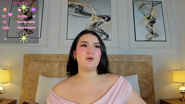 zoe moon   online show from May 2026 07:29:01 PM