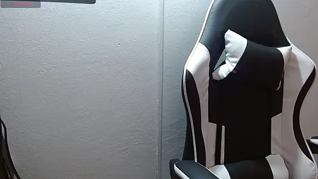 isabella barbie online show from March 2026 02:05:02 AM