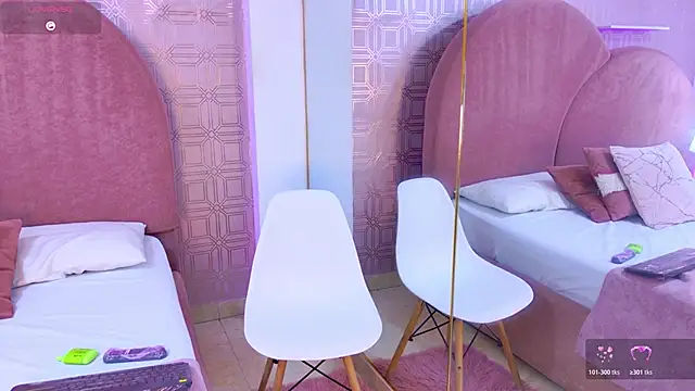 Snapshot of Khloe_Moon chatting on March 2026 07:46:02 PM Khloe Moon online show from March 2026 07:46:02 PM