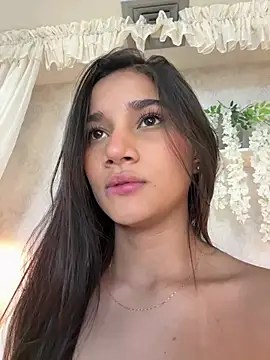 AlessiaVallmont online show from March 2026 10:04:02 PM