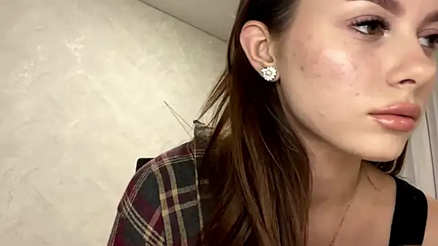 StephaniCute online show from April 2026 03:31:01 PM