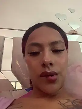 Snapshot of Emily-Fire chatting on March 2026 06:23:01 PM Emily-Fire online show from March 2026 06:23:01 PM