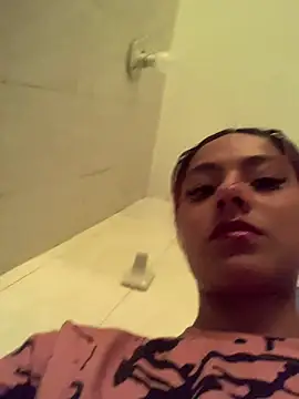 Snapshot of Emily-Fire chatting on March 2026 07:50:02 PM Emily-Fire online show from March 2026 07:50:02 PM