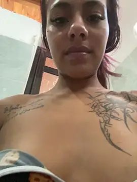 Snapshot of Emily-Fire chatting on April 2026 03:53:01 PM Emily-Fire online show from April 2026 03:53:01 PM