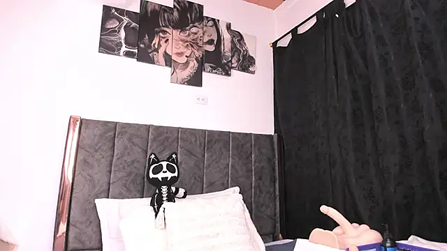 Helldy 666 online show from May 2026 03:03:02 AM