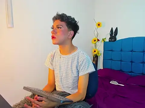 Snapshot of Ailanys_Miller chatting on March 2026 01:27:01 PM Ailanys Miller online show from March 2026 01:27:01 PM