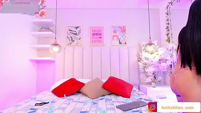 Snapshot of Mia_Bailey_ chatting on March 2026 03:09:02 AM Mia Bailey online show from March 2026 03:09:02 AM