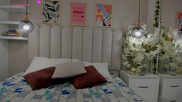 Snapshot of Mia_Bailey_ chatting on March 2026 03:01:02 AM Mia Bailey online show from March 2026 03:01:02 AM