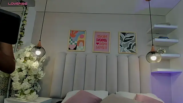 Snapshot of Mia_Bailey_ chatting on April 2026 03:09:02 AM Mia Bailey online show from April 2026 03:09:02 AM