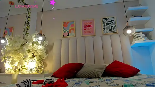 Snapshot of Mia_Bailey_ chatting on April 2026 03:19:01 AM Mia Bailey online show from April 2026 03:19:01 AM