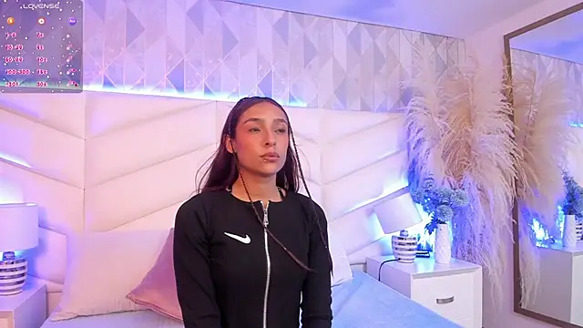 Bella  Peach online show from March 2026 03:12:02 AM