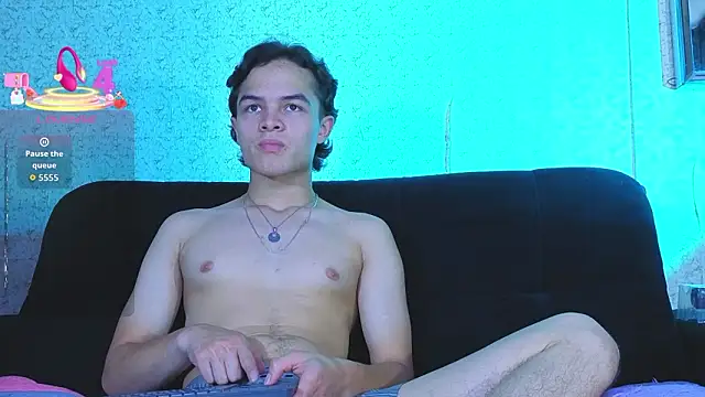 Snapshot of Ebony_and_boy_pm chatting on March 2026 09:55:01 PM Ebony and boy pm online show from March 2026 09:55:01 PM