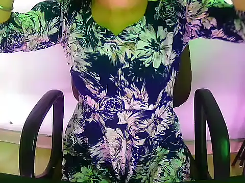 Snapshot of Hotsurbhi chatting on February 2026 04:13:02 AM Hotsurbhi online show from February 2026 04:13:02 AM