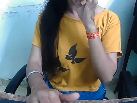 Snapshot of Hotsurbhi chatting on March 2026 03:58:02 AM Hotsurbhi online show from March 2026 03:58:02 AM