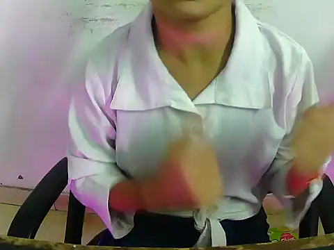 Snapshot of Hotsurbhi chatting on March 2026 03:56:01 AM Hotsurbhi online show from March 2026 03:56:01 AM