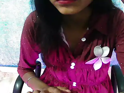 Snapshot of Hotsurbhi chatting on April 2026 03:06:01 PM Hotsurbhi online show from April 2026 03:06:01 PM