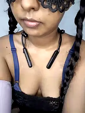 Snapshot of ASHANYA_JAYASOORIYA chatting on March 2026 01:00:01 PM ASHANYA JAYASOORIYA online show from March 2026 01:00:01 PM