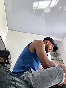 Snapshot of katasanz chatting on March 2026 02:10:01 PM katasanz online show from March 2026 02:10:01 PM