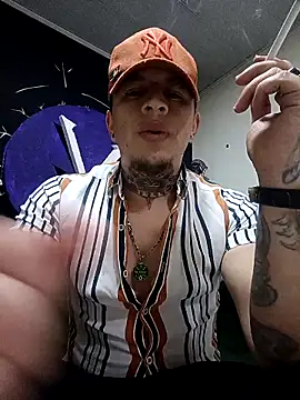 Valentino dominusSex online show from April 2026 10:01:01 PM
