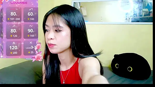 Snapshot of Luna_Moonfang chatting on July 2026 05:16:02 AM Luna Moonfang online show from July 2026 05:16:02 AM