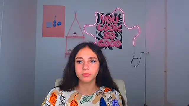 KissMeJulia online show from July 2026 05:40:02 AM