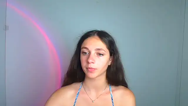 KissMeJulia online show from August 2026 09:04:01 AM