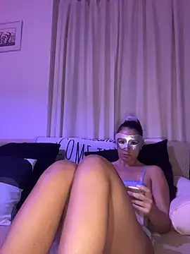 Snapshot of PrincessAnnita chatting on February 2026 06:06:02 PM PrincessAnnita online show from February 2026 06:06:02 PM