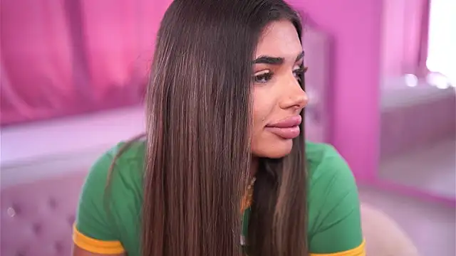 Snapshot of CrisstyBlair chatting on March 2026 10:54:02 AM CrisstyBlair online show from March 2026 10:54:02 AM