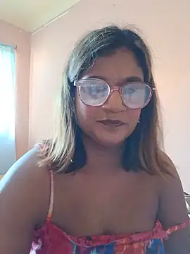 Snapshot of indianstrawberrylips4u chatting on July 2026 10:50:01 AM indianstrawberrylips4u online show from July 2026 10:50:01 AM