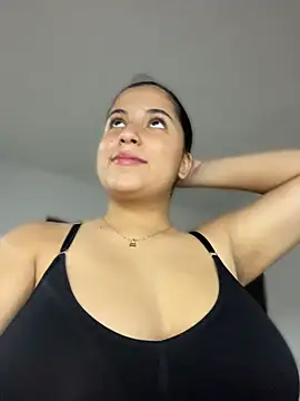 Snapshot of FerLondon55 chatting on April 2026 04:12:02 AM FerLondon55 online show from April 2026 04:12:02 AM