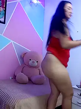 kiitty      online show from April 2026 08:32:02 PM