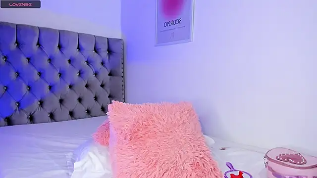 Snapshot of eva_cutee_ chatting on March 2026 10:07:01 PM eva cutee online show from March 2026 10:07:01 PM